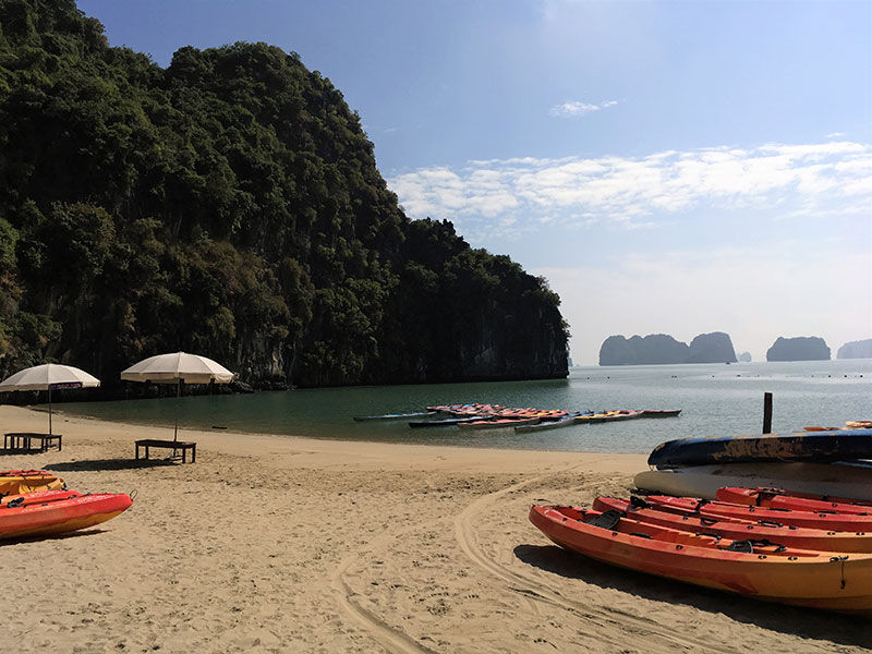 Plage Baie d'Halong
